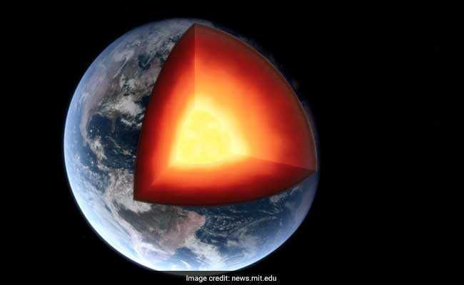 Gigantic Ocean Lies 700 Km Beneath Earth’s Surface. Scientific Discovery Goes Viral