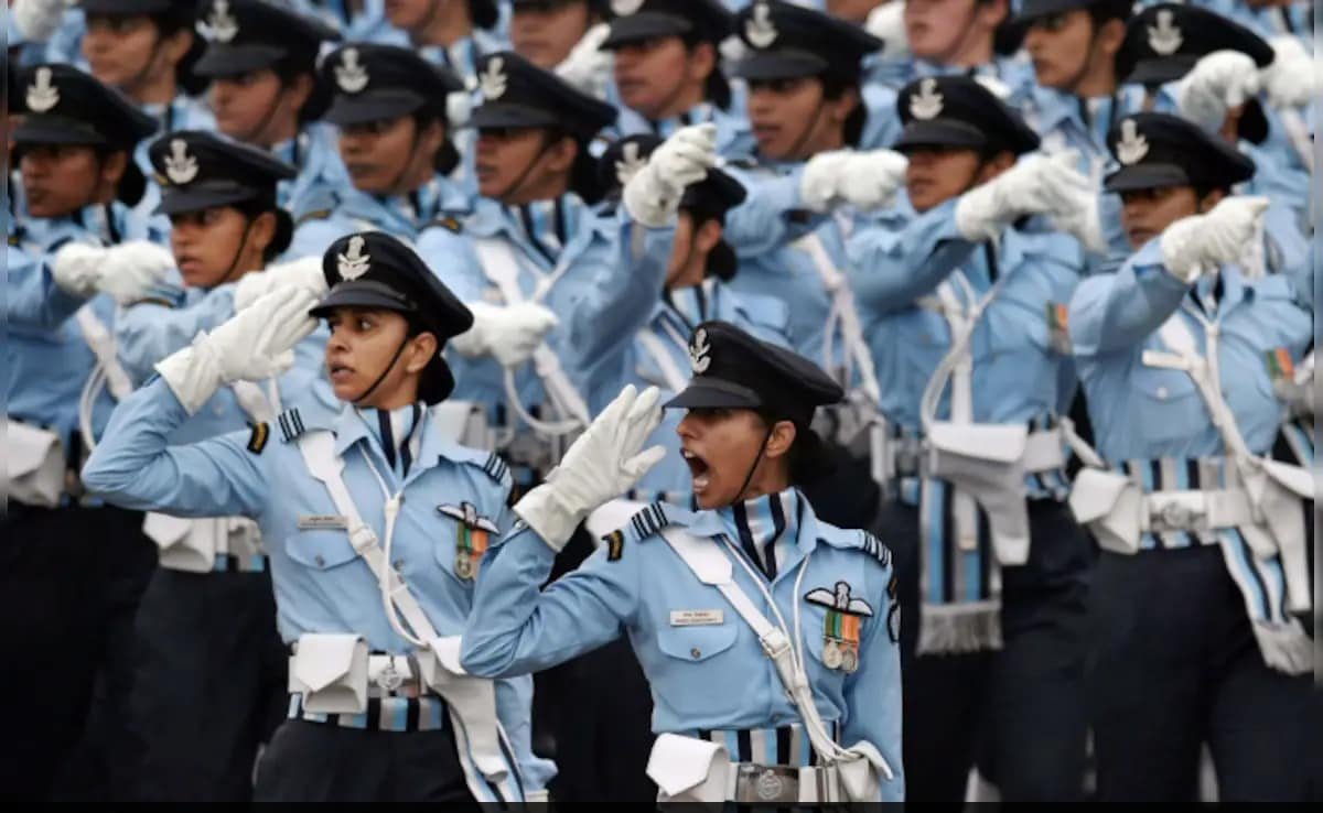 “Is This The Way You Treat Your Women Officers?”: Supreme Court Pulls Up Centre