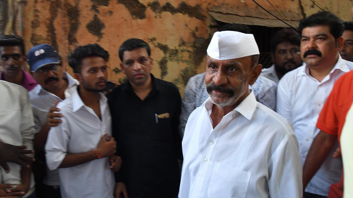 Bombay High Court orders premature release of gangster-turned-politician Arun Gawli