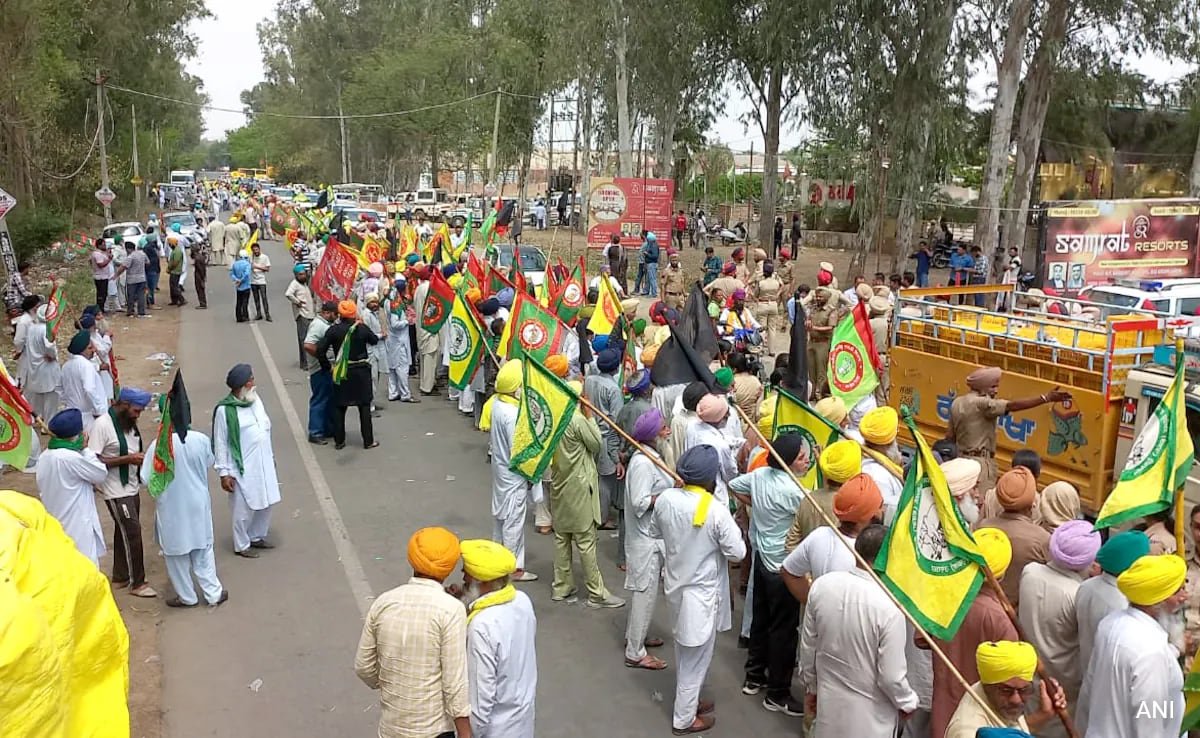 BJP Poll Candidates Face Farmers’ Protest In Punjab During Campaigning