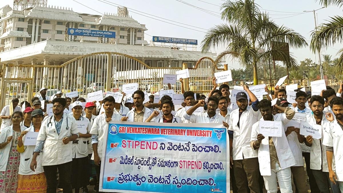 Sri Venkateswara Veterinary University students take out bike rally seeking stipend hike on par with medical students