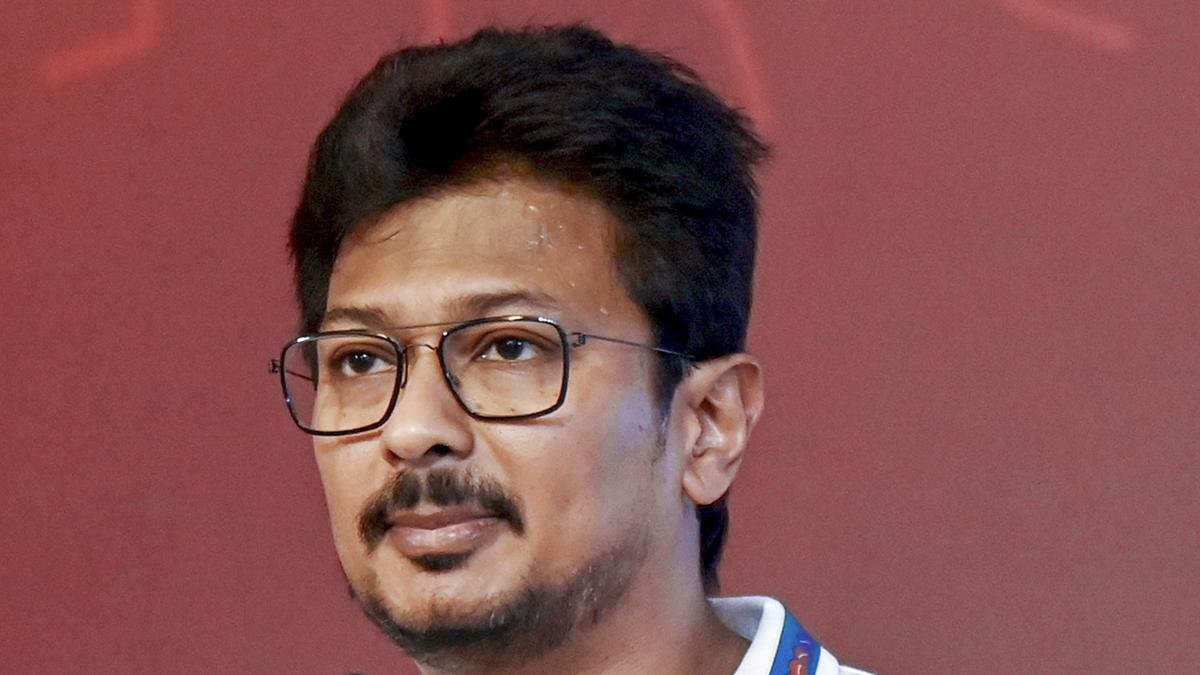 Udhayanidhi distributes cheques to support ex-prisoners taking up entrepreneurship