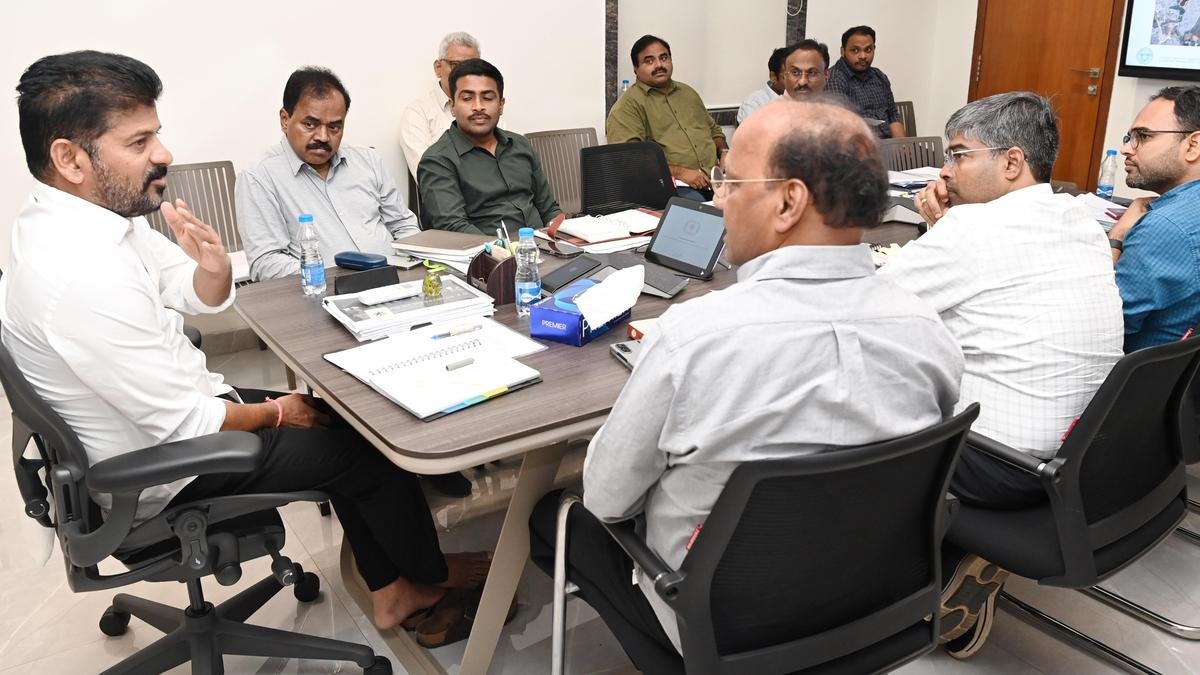 Telangana Chief Minister reviews Miralam Tank bridge works, other projects