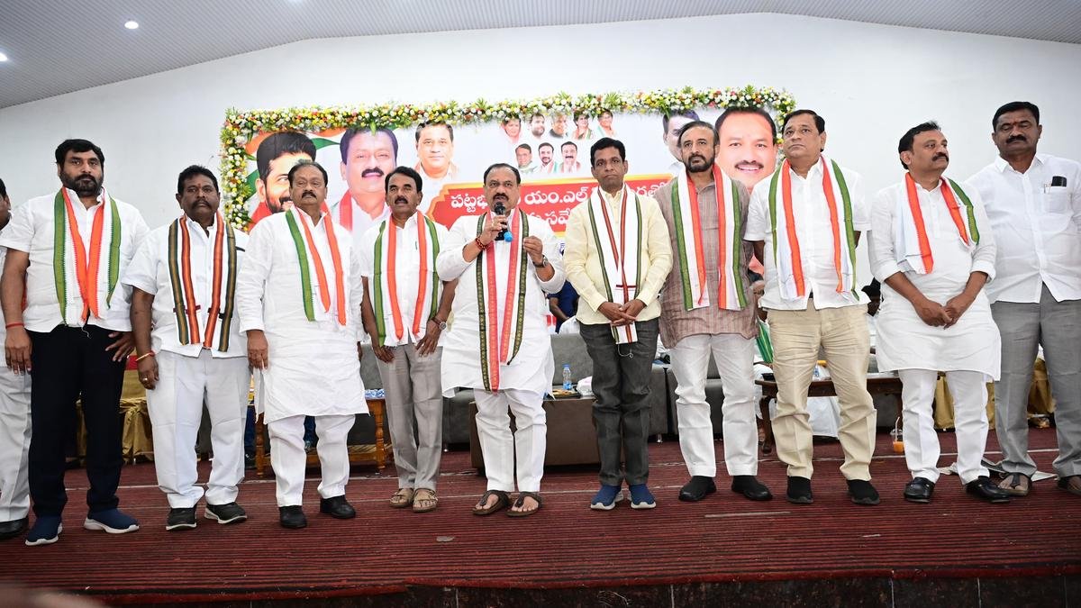 Telangana PCC chief alleges secret pact between BJP-BRS for MLC polls