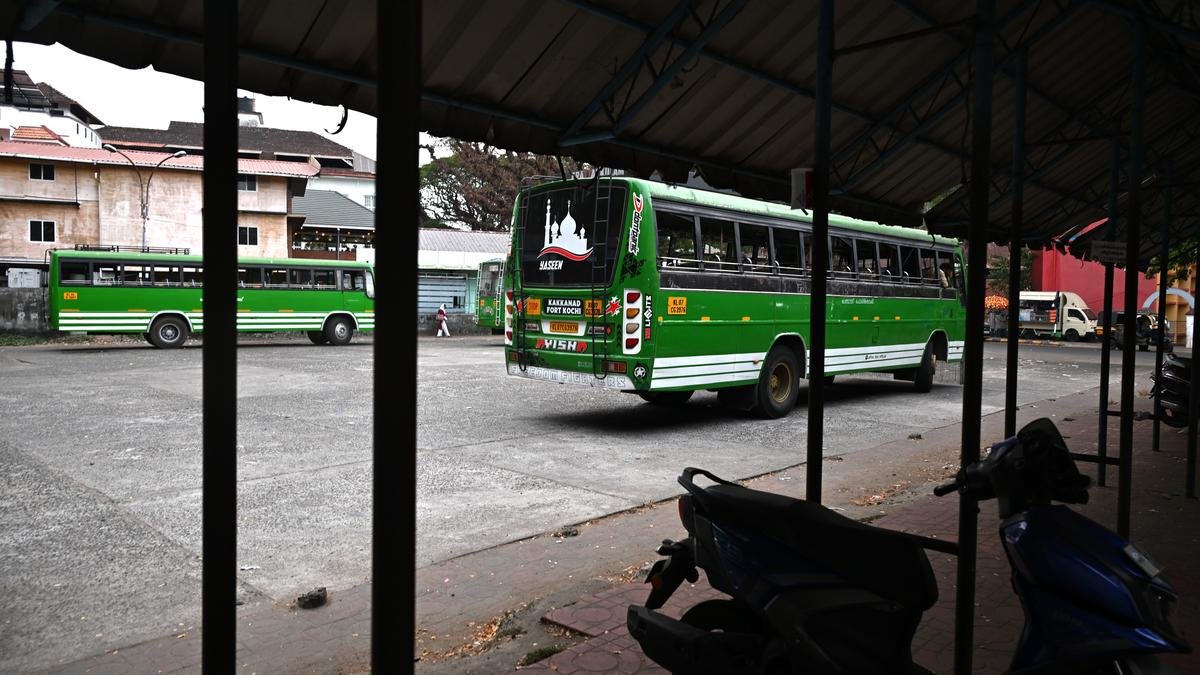 Commuters, bus operators irked over poor condition of Fort Kochi bus stand