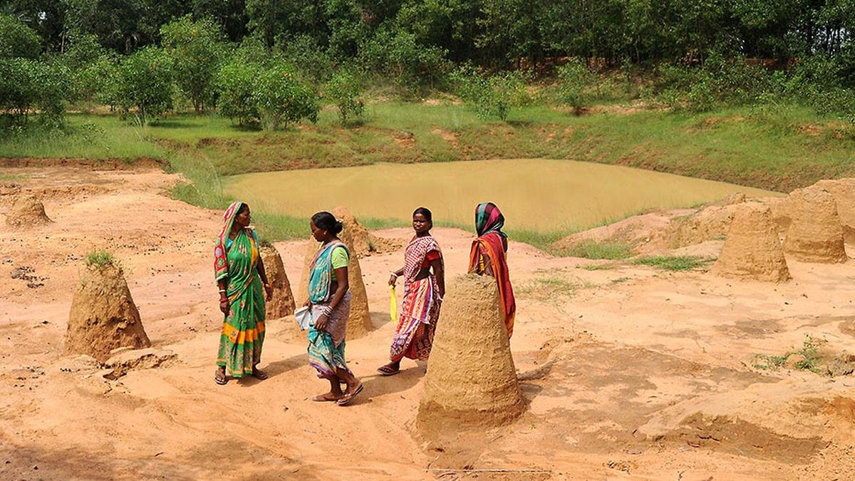 Centre should release MGNREGA funds to West Bengal, says Parliamentary Standing Committee