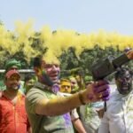 Perform ‘thumka’ for me or face suspension: Tej Pratap to cop during Holi celebration