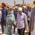 Kejriwal, Mann offer prayers at Golden Temple on completion of three years of AAP govt in Punjab