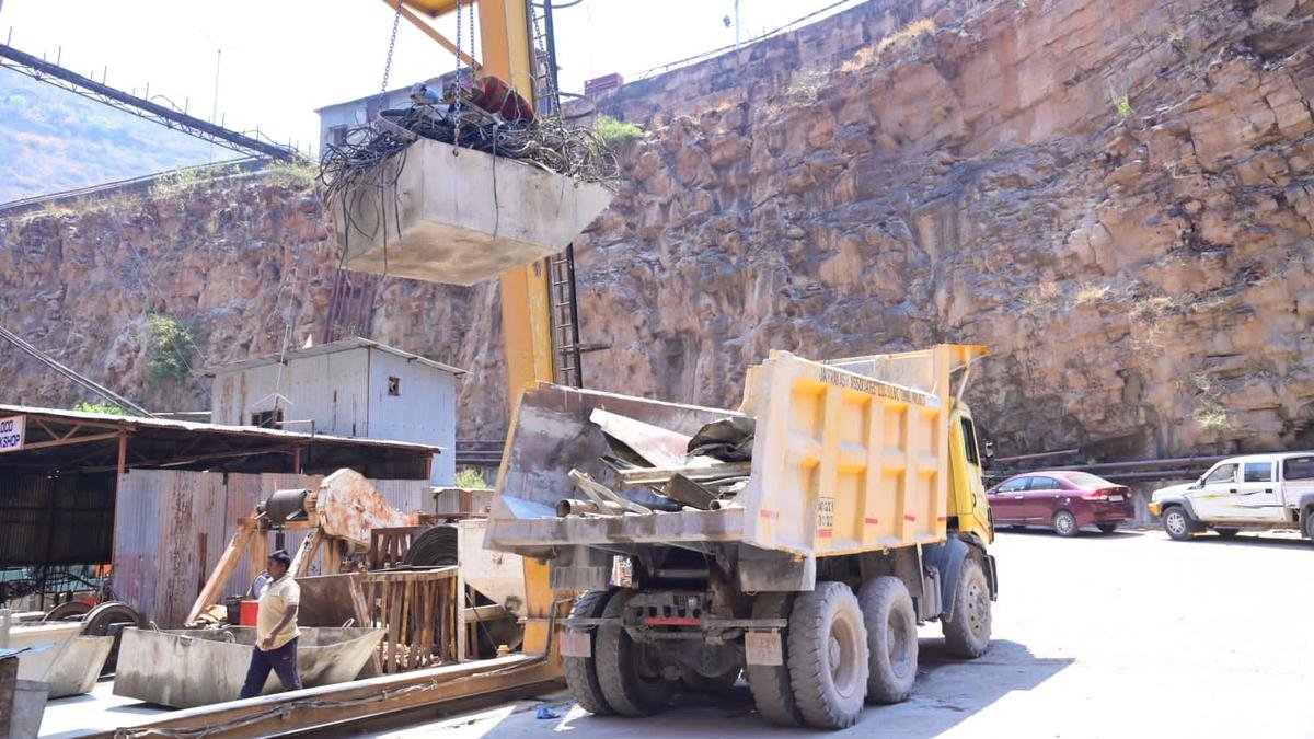 Debris removal intensified with robot in last 50m of Telangana tunnel to trace remaining seven persons on 20th day