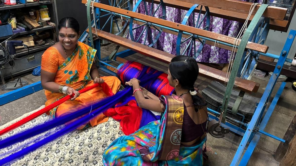 Solapur handloom industry struggles between lack of recognition and finding buyers