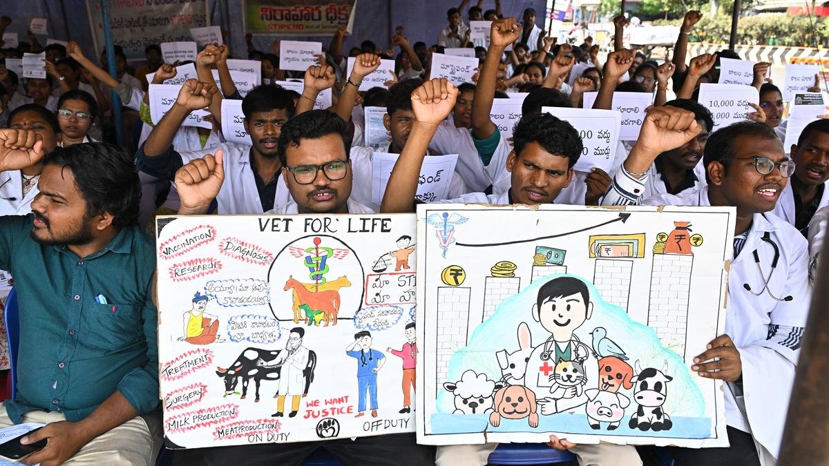 300 veterinary students stage protest in Vijayawada demanding stipend hike